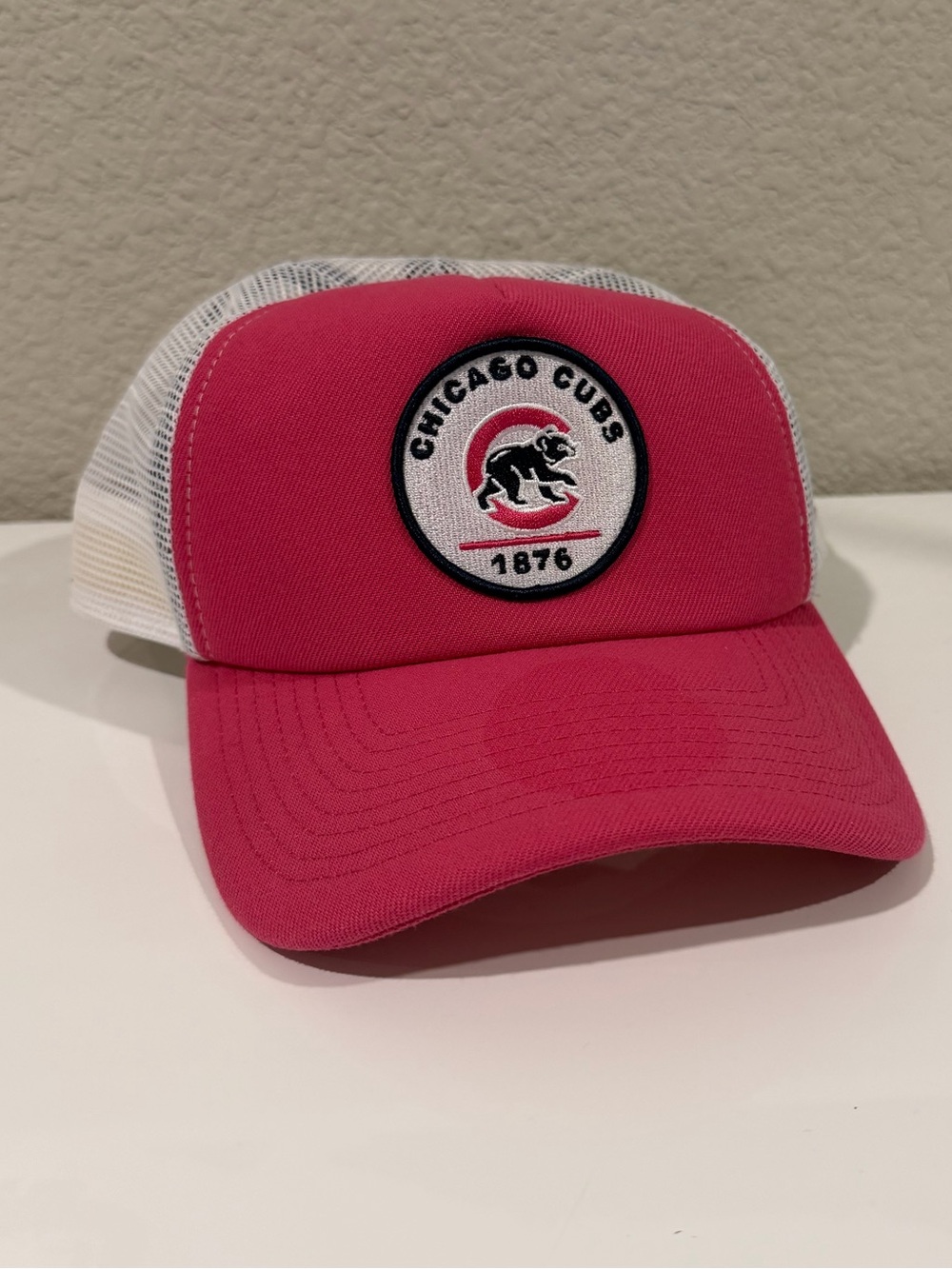 Women’s Cubs Pink Trucker Hat